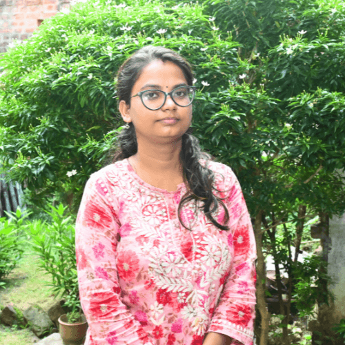 Deepika Singh - Image 1